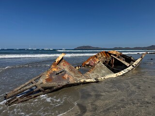 Naklejka premium Shipwreck 