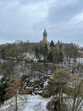 View of the P&eacute;trusse Valley and Spuerkees Tower on a winter's day.