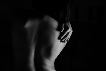 Naklejka premium Intimate lowlight shot displaying resilience and serenity