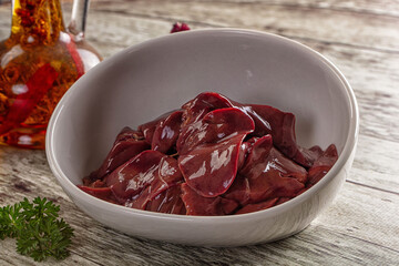 Raw chicken liver in the plate