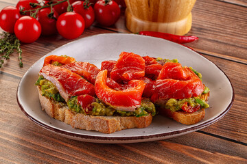 Tapas with salmon and avocado