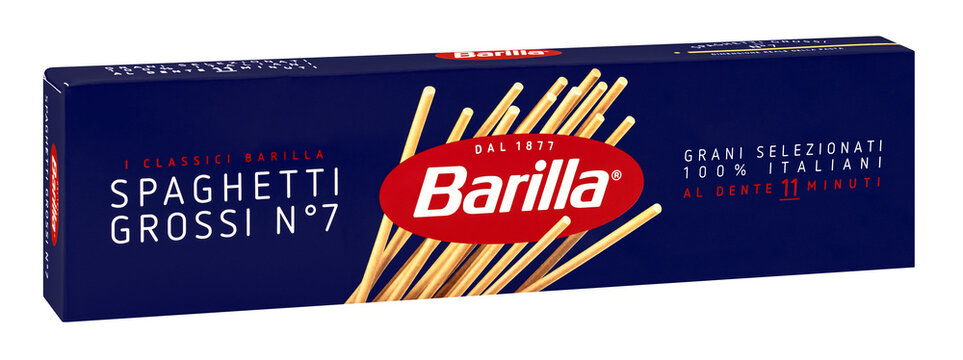 Barilla Spaghetti Grossi n7,pack of pasta,Italian brand product isolated.