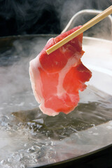 ラム肉のしゃぶしゃぶ｜Lamb Shabu-Shabu in Motion