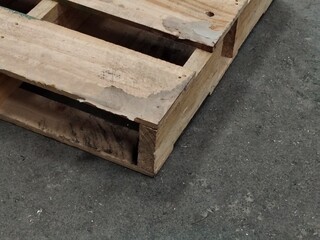 View of a wooden shipping pallet, highlighting shipping and handling needs.