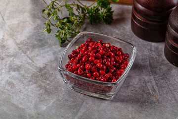 Dry pink pepper corn spice