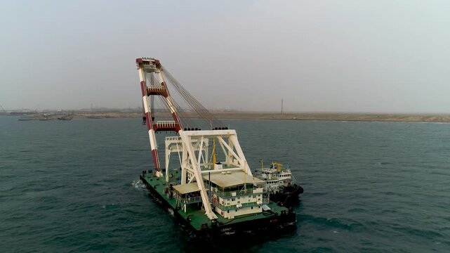 Industrial Heavy Crane Vessel - Large Engineering Construction Ship