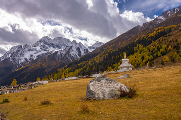 Siguniang Mountains (Four Girls Mountain) is a famous tourist attraction in Sichuan, China, It features mountains, pine forest streams and wild animals and has been certified as a 5A level 