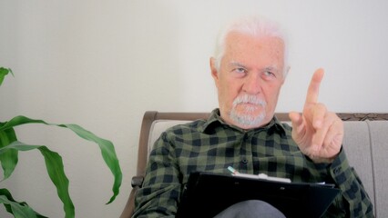 A Painter Who Studies Painting At Home