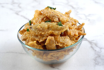 Crispy fried salted fish