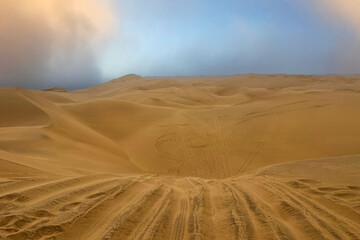 Dunes du désert du Namib à Sandwich Harbour en Namibie © PPJ