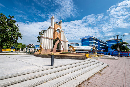 Khon Kaen, Thailand  November 11, 2025 :Khon Kaen City Clock Tower in Ratcha Nusorn Park ,Khon Kaen, Thailand,