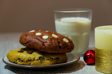 milk and cookies