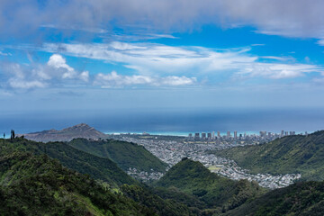 Pālolo Valley with the city skyline of Honolulu. Mauʻumae Ridge Trail (Puʻu Lanipō), Oahu, Hawaii. Koʻolau Range, shield volcano. On the right is Waʻahila Ridge	