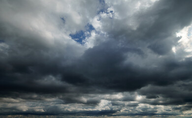 Fototapeta premium dark dramatic sky with stormy clouds before rain as abstract background, cloudy weather