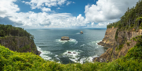 Cape Meares' stunning ocean cliffs