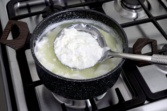 Homemade cottage cheese (curd) is extracted from whey. This is the traditional method for making milk at home.