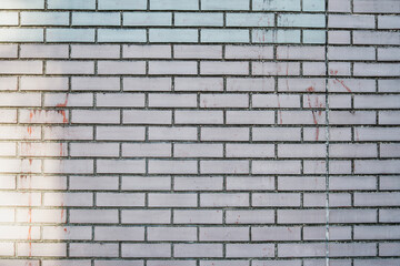 古い汚れたセメントで塗り固められたレンガ風のブロックの壁　　背景テクスチャー