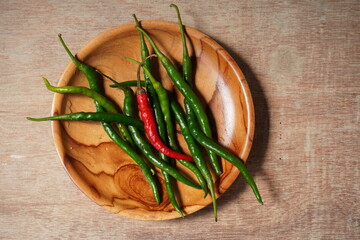 red and green hot chili peppers © Hanif