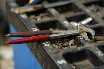 Tire hammer for attaching lead weights to a car wheel