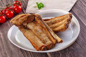 Steamed pork ribs with spices