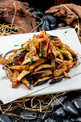 Fried eggplant with a unique flavor of sweet and sour sauce