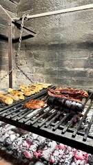 parrilla asado argentino, carnes, chorizzo,