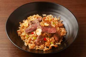 ガーリックステーキライス