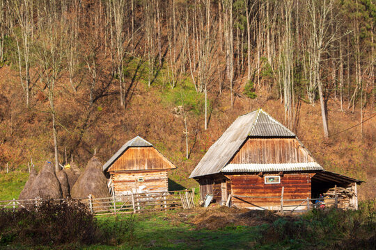 Often called the &ldquo;Transalpina de Apuseni&rdquo;, Transapuseana offers a captivating 78-kilometer journey through Romania's Apuseni Mountains.