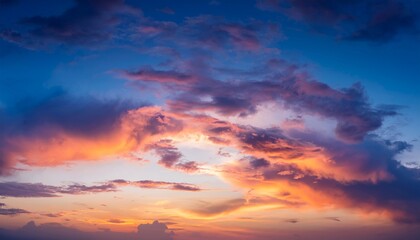 Naklejka premium Awe Light Colored Cloudy Sky At Sunset For Texture And Background