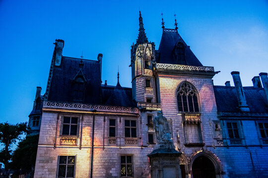Le Palais Jacques C&oelig;ur &agrave; Bourges en France