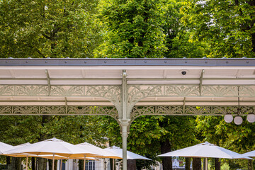 Les Galeries Couvertes du Parc des Sources de Vichy en France