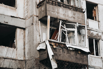 Naklejka premium November 22, 2025, Dnipro, Ukraine. The aftermath of a Russian attack drone attack on a residential building.