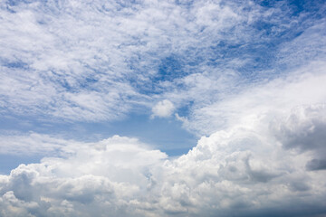 Fototapeta premium Stratocumulus clouds in the blue sky background