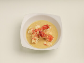 Shrimp or prawn cooked in curry sauce