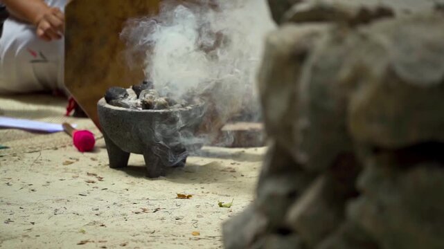 Copal humo Ceremonia del Cacao Mexico Riviera Maya 