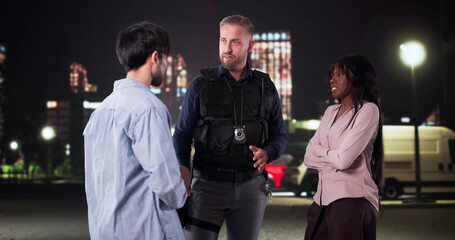 Police Officer Expertly Intervenes