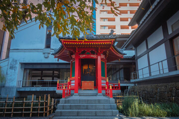 京都、紫雲山頂法寺六角堂の太子堂