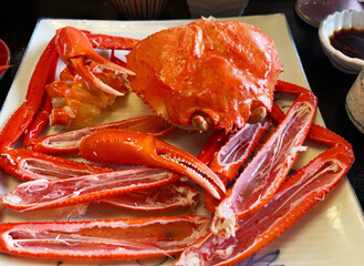 蟹料理 食べ終わったズワイガニ(松葉ガニ)の殻