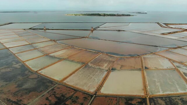 Salina Saline dello Stagnone Trapani Sycylia solanka