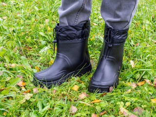 Unisex ultra warm insulated winter ankle boots. Waterproof rubber shoes for cold weather. Designed to keep you warm and dry in the worst of outdoor weathers 