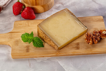Gourmet hard aged yellow cheese