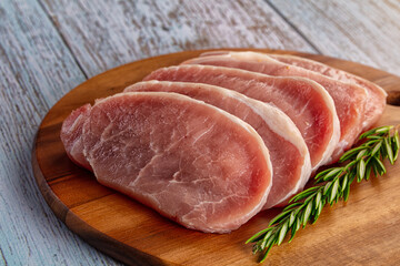Raw pork carbonate for cooking