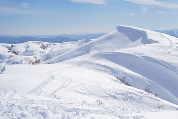 Obraz premium 冬の金剛堂山の登山風景