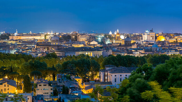 Panoramic view of historic center day to night timelapse of Rome, Italy
