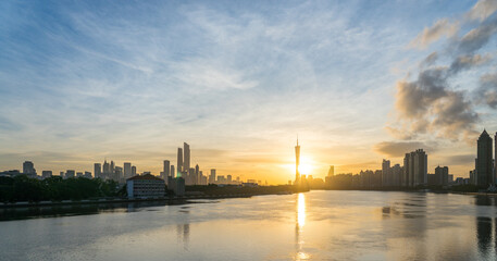 Naklejka premium Sunrise over the Guangzhou skyline, China