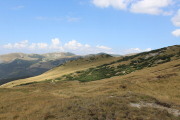 Naklejka premium mountain landscape with blue sky