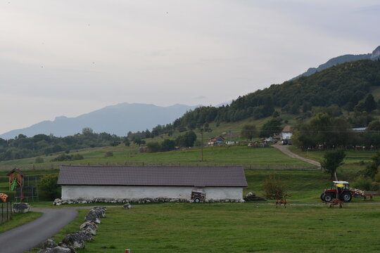 farm in mountains