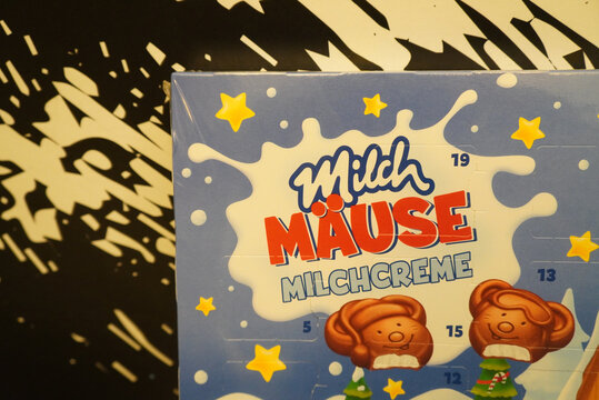 Milch Mause Advent Calendar with Milk Cream Chocolate Treats