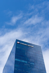 Fototapeta premium Toronto, Canada - September 21, 2025: Canada Goose new Headquarters at 100 Queens Quay East in Toronto, Canada. Goose Holdings Inc is a Canadian company of luxury winter clothing manufacturers. 