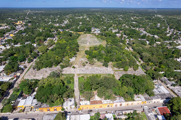 Aerial Drone View of Kinich Kakm&oacute; Mayan Pyramid in Izamal, Yucat&aacute;n
